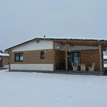 Zvernica - Family & Fun Apartman *